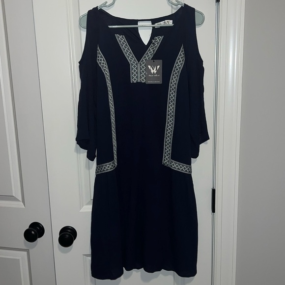 White Mark Navy V neck Cold Shoulder lined Dress NWT size XL w keyhole in back - Picture 1 of 10